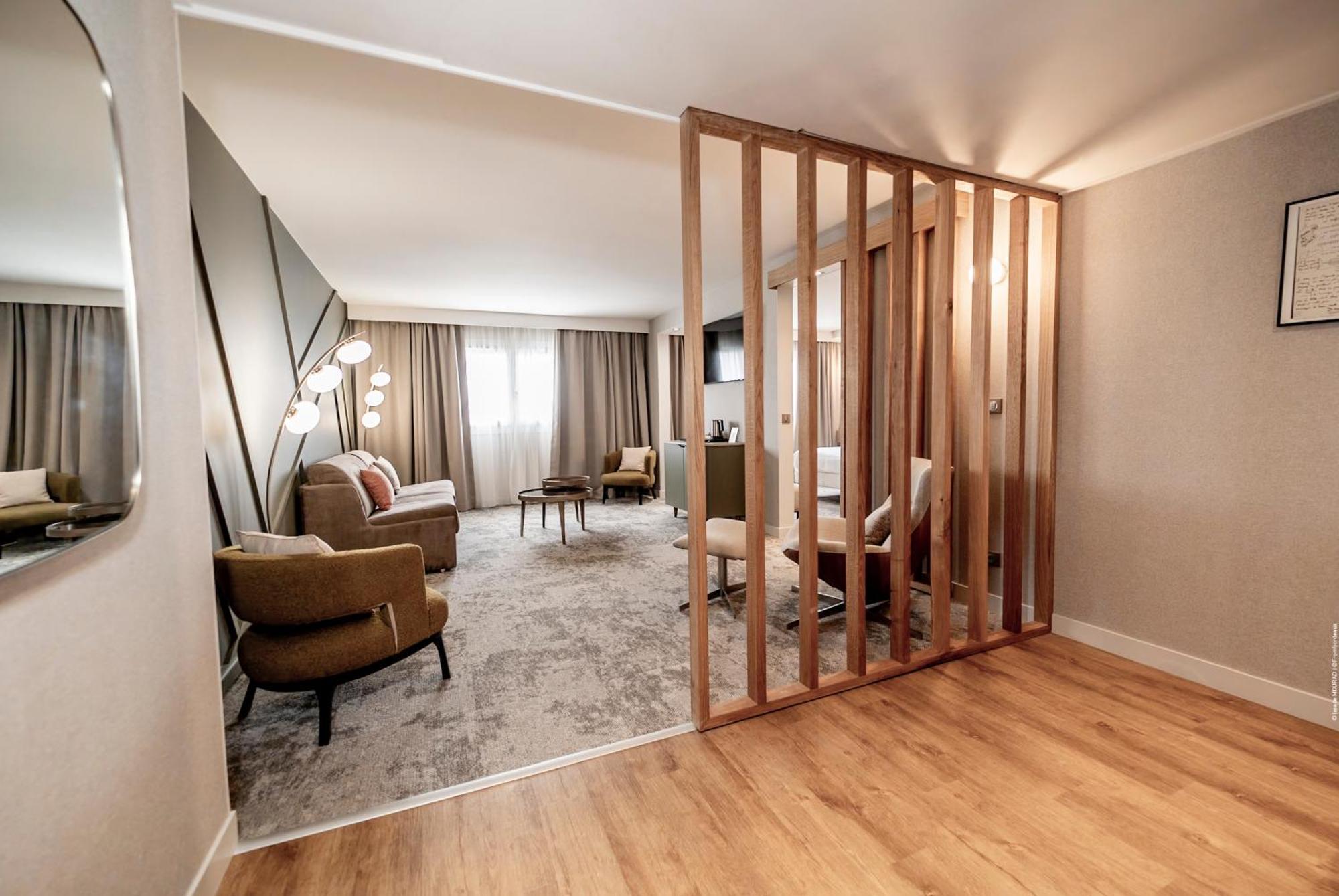 Mercure Bordeaux Lac Exterior photo
